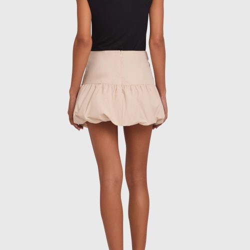 GA 40013 BONAIRE SKORT CHALK BACK