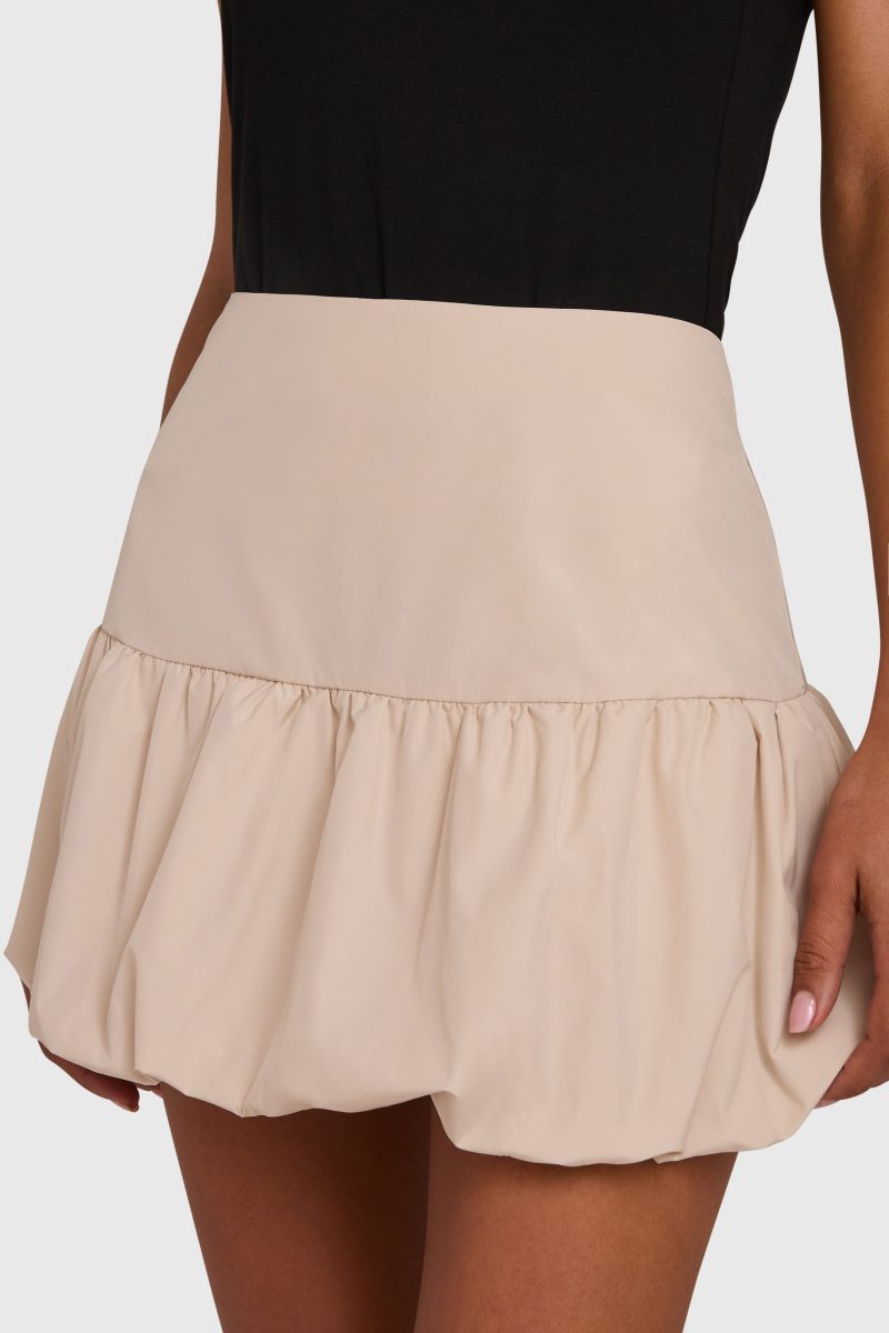 GA 40013 BONAIRE SKORT CHALK DETAIL