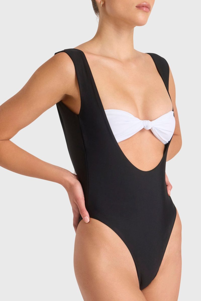 SWM 8501 CBK Alba One Piece BlackWhite DETAIL